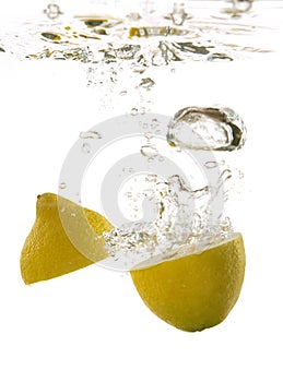 Lemon Under Water