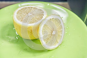 Lemons cleaved image