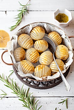 Lemony rosemary potatoes