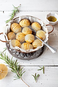 Lemony rosemary potatoes