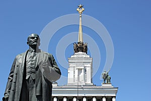 Lenin with Soviet star