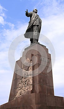 Lenin statue