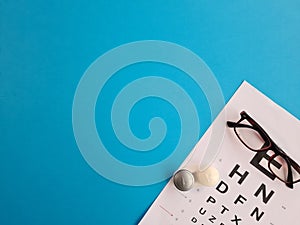 Lenses and glasses for the eyes and vision test