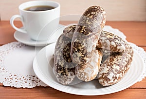 Lenten glazed gingerbread cookies