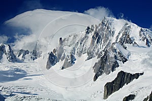 Lenticular cloud