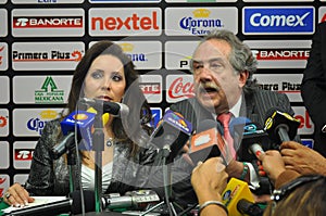 Decio de Maria and Barbara Botello in conference