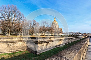 Les Invalides is a complex of museums and monuments in Paris, military history of France. Most notably, the tomb of Napoleon