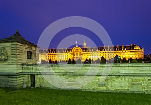 Les Invalides The National Residence of the Invalids at night. Paris, France