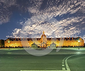 Les Invalides The National Residence of the Invalids at night. Paris, France