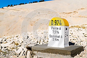 Level stone Mont Ventoux