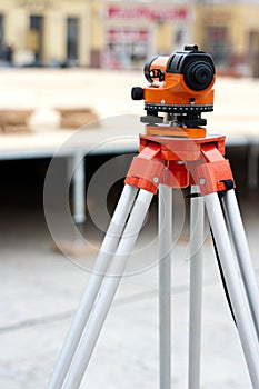 Levelling instrument