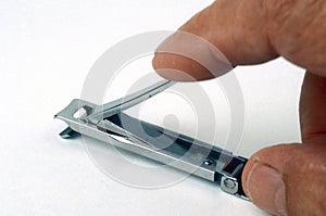 Lever nail clipper