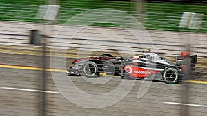 Lewis Hamilton qualifying at Singapore F1 2009