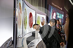 LG 4K Curved OLED Display CES 2014