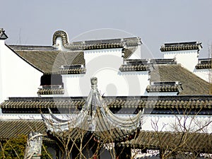 Li Yuan garden houses roof