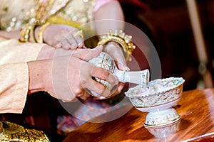 libation, Thai engagement, pour water in Thai wedding,