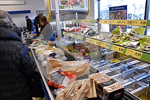 LIDL GROCERY STORE