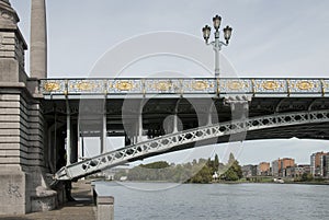 Liege, Le Pont de FragnÃ©e