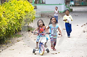 The life of the inhabitants of the Philippine fishing village