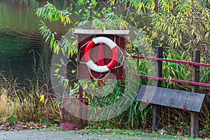 Lifebuoy and rescue board
