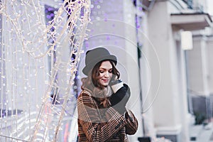 Lifestyle fashion portrait of stunning girl