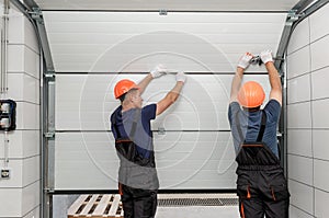 Lifting gates of the garage