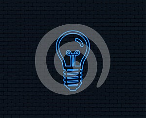 Light bulb icon. Lamp E14 socket symbol.