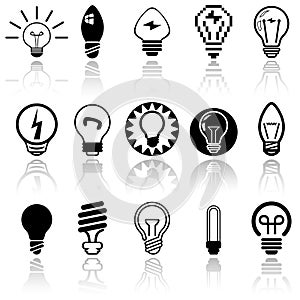 Light bulbs vector icons set. EPS 10.
