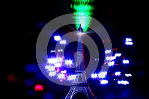 Light paint-Mini tower Eiffel