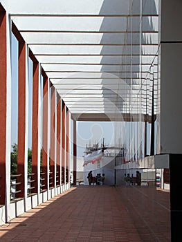 Light passing through columns and reflection