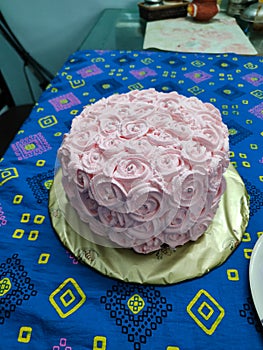 Light Pink or Baby pink colour Rosette Cake