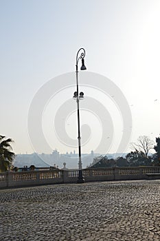 Lighting and Cobblestones near Fontana dell'Acqua Paola