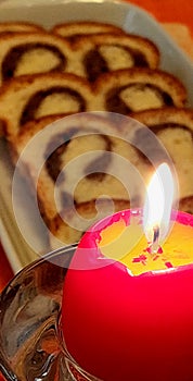 Lighting with holoday cake