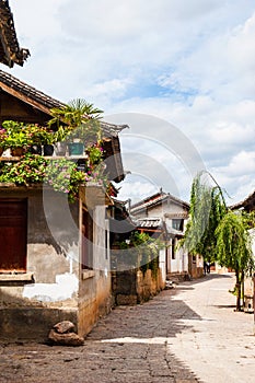 Lijiang Dayan old town scene
