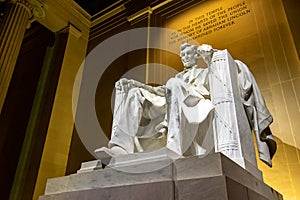 Lincoln Memorial statue