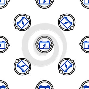 Line Battery with recycle symbol line icon isolated seamless pattern on white background. Battery with recycling symbol