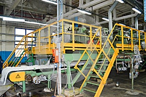 A line, a conveyor for manufacturing white synthetic acrylic fiber at a chemical