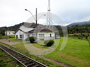 EstaÃÂ§ÃÂ£o de trem em Piraquara - ParanÃÂ¡ photo