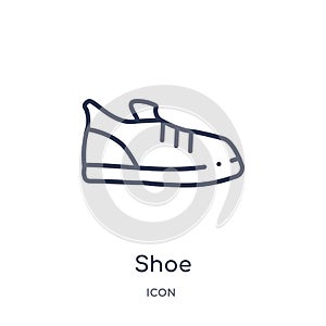 Linear shoe icon from Education outline collection. Thin line shoe vector isolated on white background. shoe trendy illustration