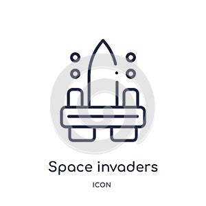 Linear space invaders icon from Entertainment and arcade outline collection. Thin line space invaders vector isolated on white