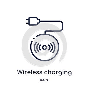 Linear wireless charging icon from Artificial intellegence and future technology outline collection. Thin line wireless charging