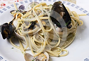 Linguine with mussels and clams