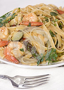 Linguine with shrimp