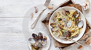 Linguini with clams