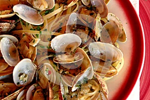 Linguini and clams