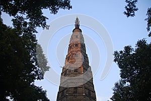 Lingyin obelisk on West Lake