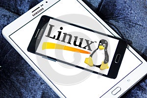 Linux operating system logo