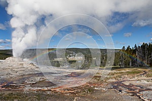 Lion Geyser Yellowstone National Pakr