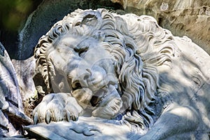 The Lion Monument in Lucerne, Switzerland photo