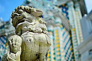 Lion sculpture